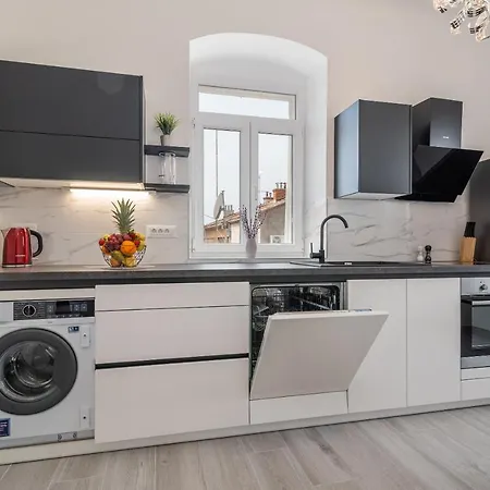 Apartment Silvia Trogir